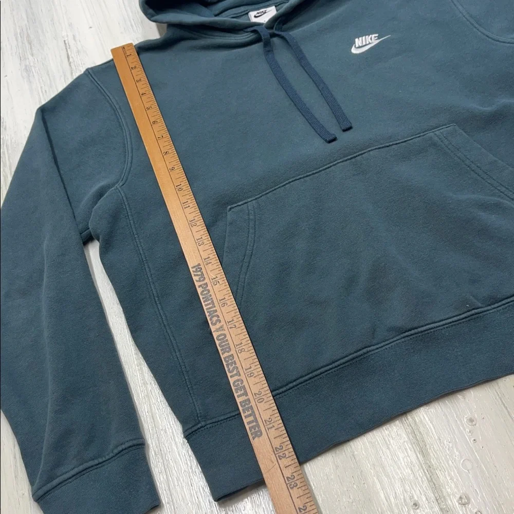 Nike Gray/Green Sportswear Club Fleece Pullover Hoodie Sz S